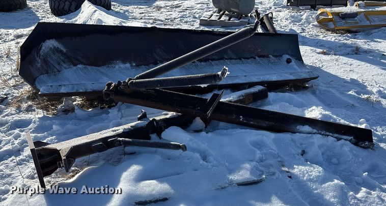 image for item DK0182 Henke wing plow