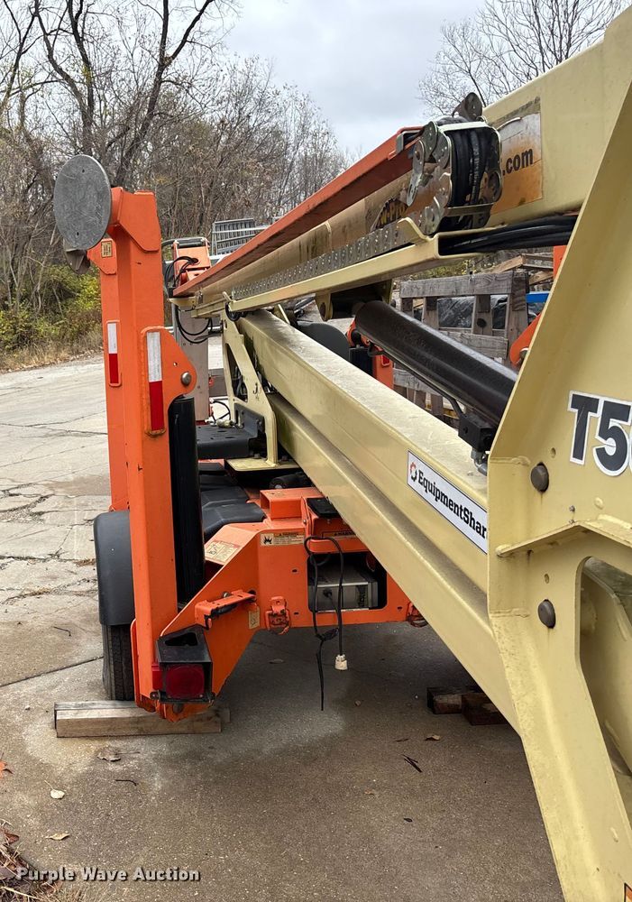 image for item DK0184 2012 JLG T500J boom lift