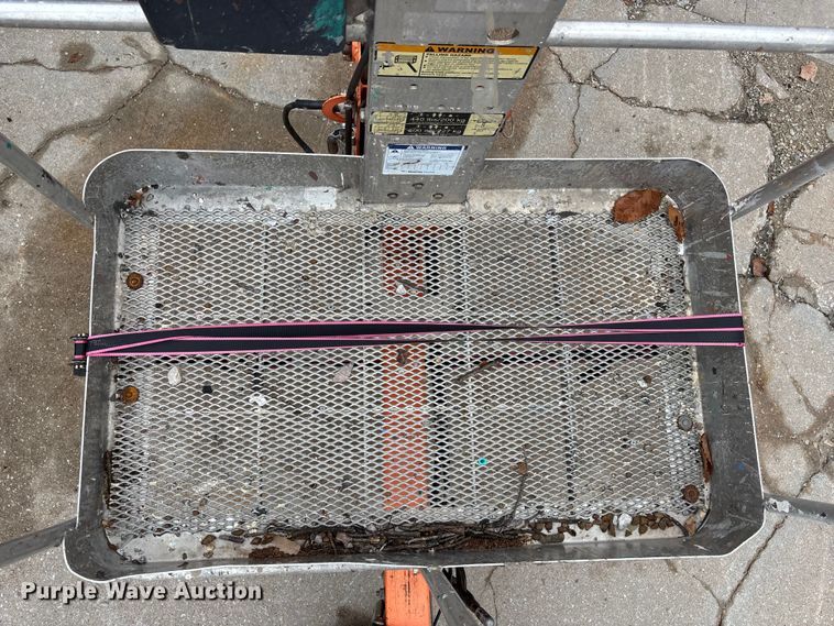 image for item DK0184 2012 JLG T500J boom lift