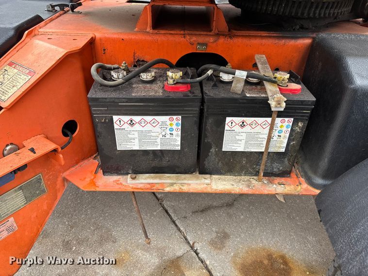 image for item DK0184 2012 JLG T500J boom lift