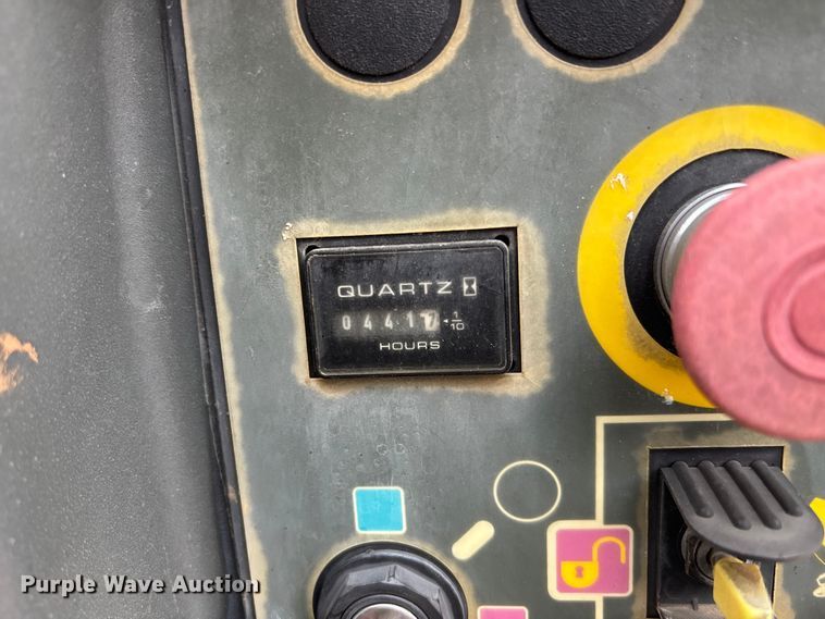 image for item DK0184 2012 JLG T500J boom lift