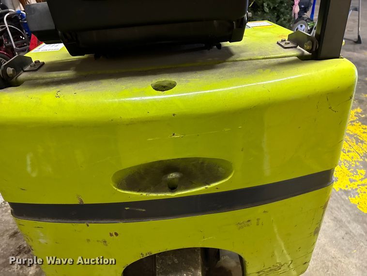 image for item DK0188 Clark TMG15S forklift