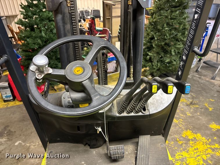 image for item DK0188 Clark TMG15S forklift