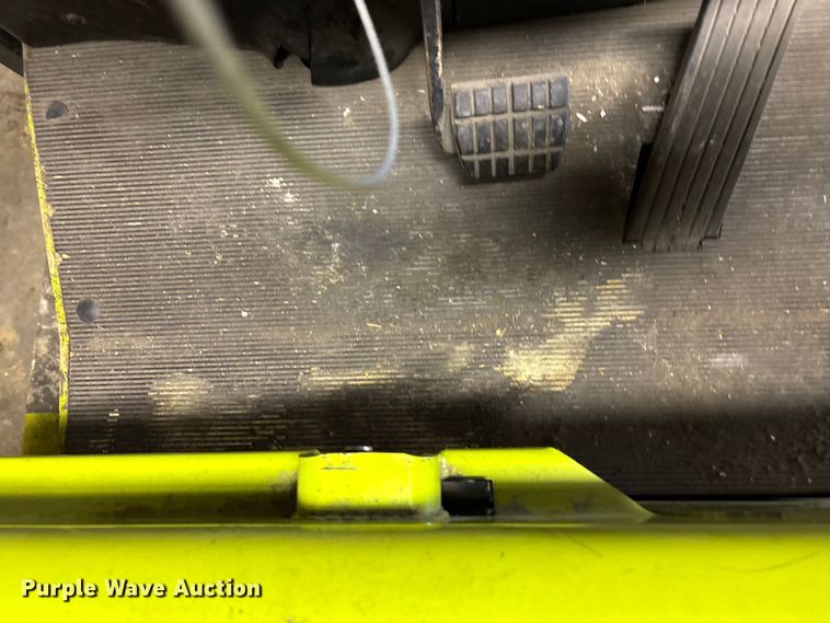 image for item DK0188 Clark TMG15S forklift