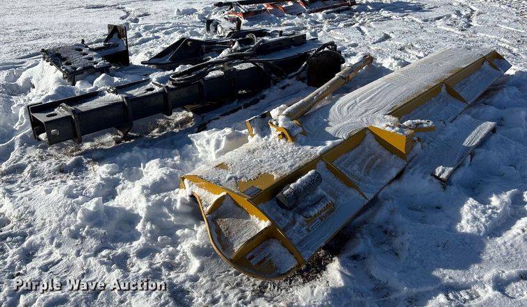 image for item DK0190 Henke wing plow