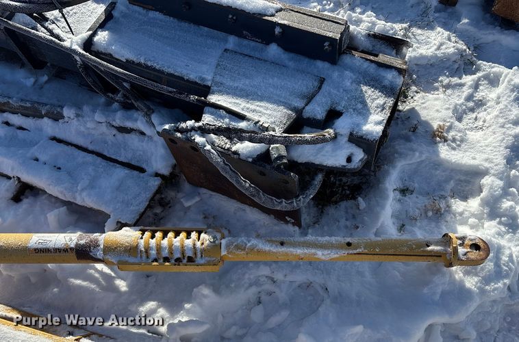 image for item DK0190 Henke wing plow