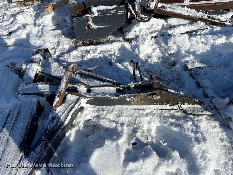 image for item DK0190 Henke wing plow