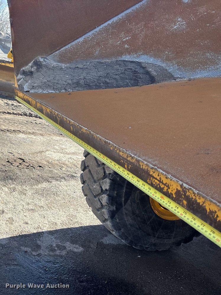 image for item DK0196 Volvo A25C 6x6 articulated haul truck