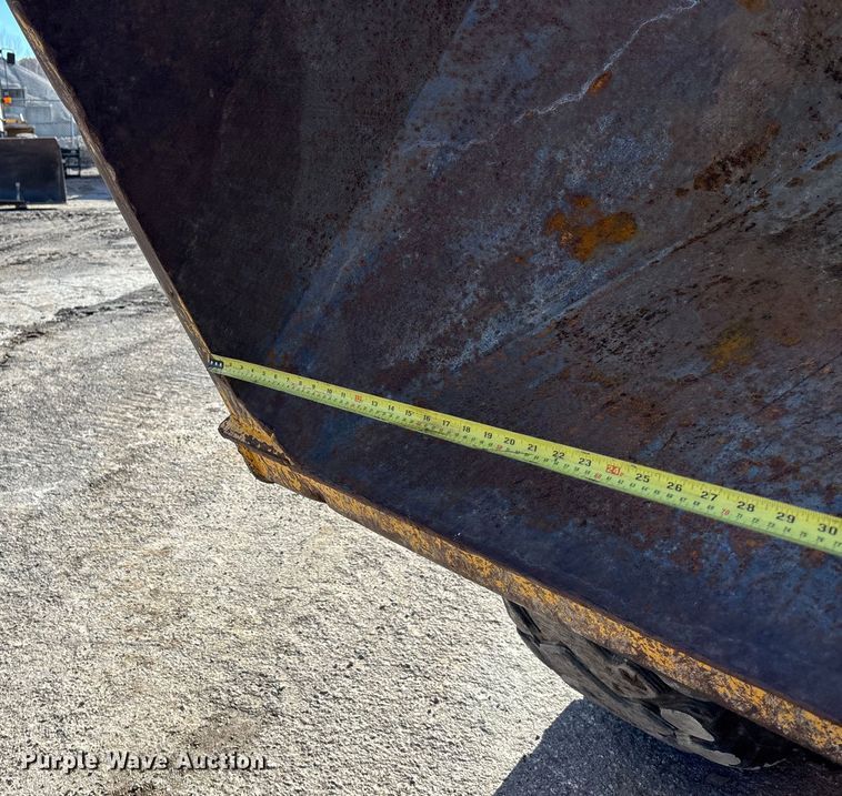 image for item DK0197 1998 Volvo A25C 6x6 articulated haul truck