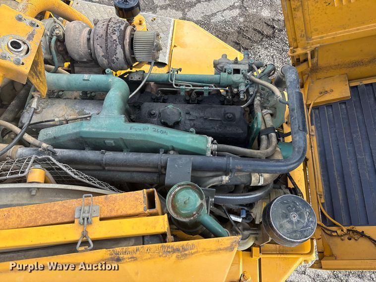 image for item DK0197 1998 Volvo A25C 6x6 articulated haul truck