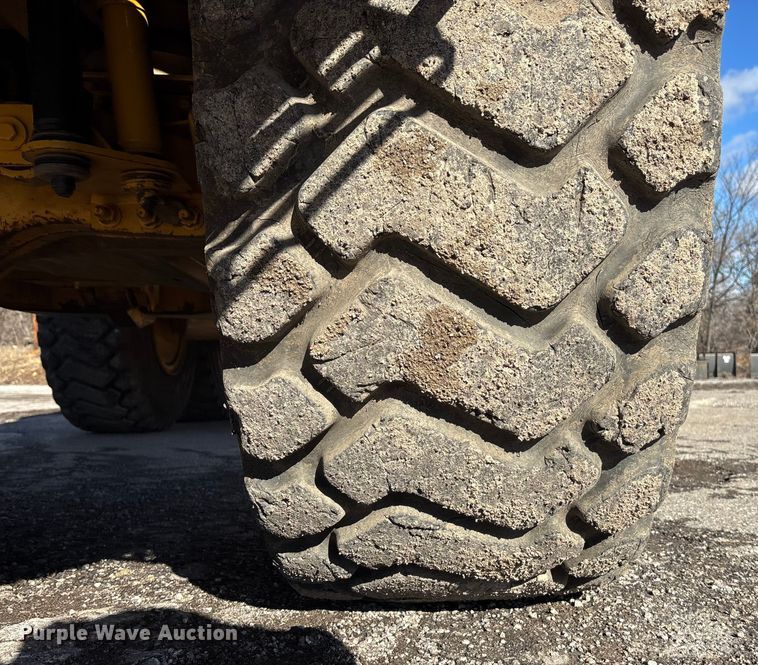 image for item DK0197 1998 Volvo A25C 6x6 articulated haul truck