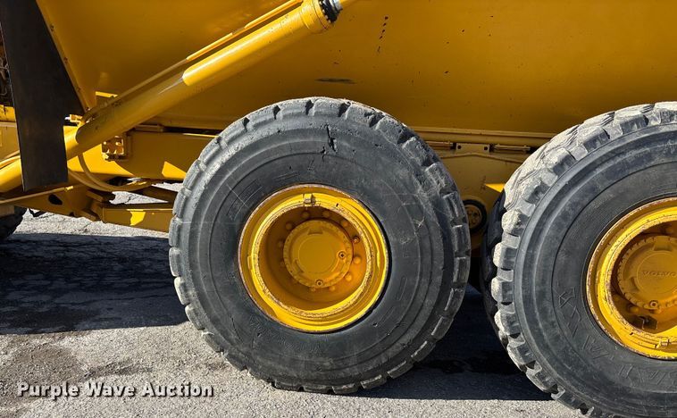 image for item DK0197 1998 Volvo A25C 6x6 articulated haul truck