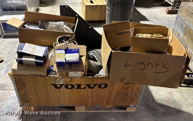 image for item DK0197 1998 Volvo A25C 6x6 articulated haul truck