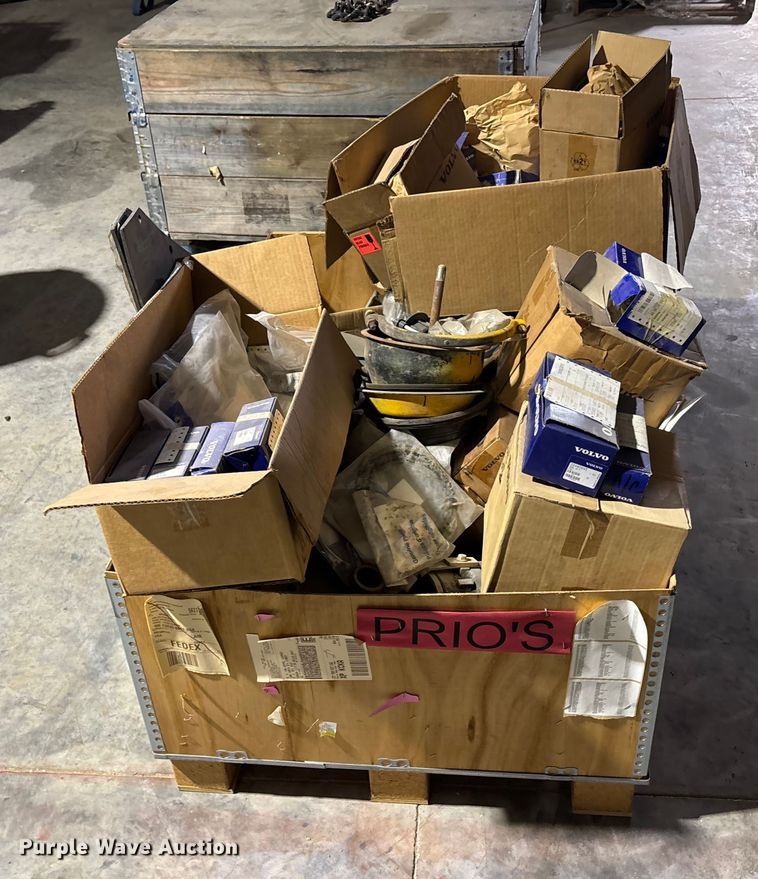 image for item DK0197 1998 Volvo A25C 6x6 articulated haul truck