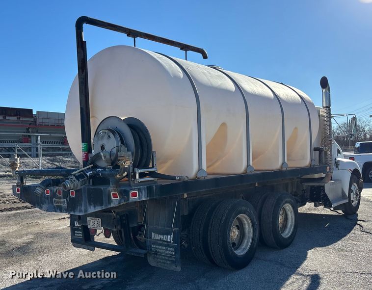 image for item DK0198 2009 Kenworth T370 water truck