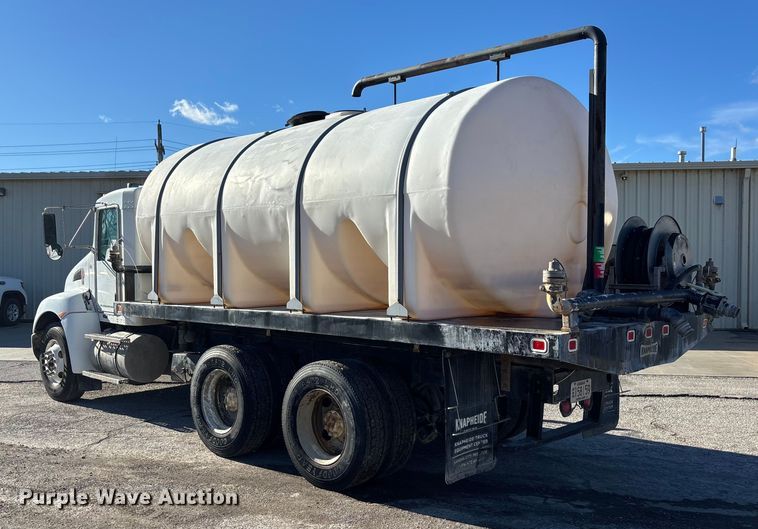 image for item DK0198 2009 Kenworth T370 water truck