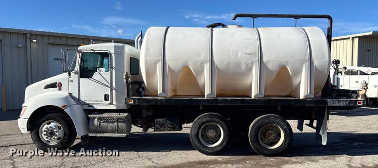 image for item DK0198 2009 Kenworth T370 water truck