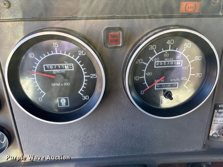 image for item DK0198 2009 Kenworth T370 water truck