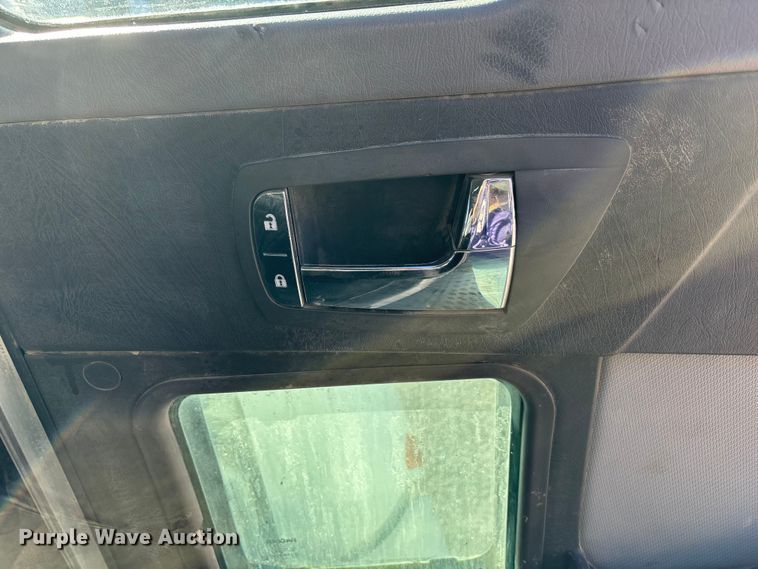 image for item DK0198 2009 Kenworth T370 water truck