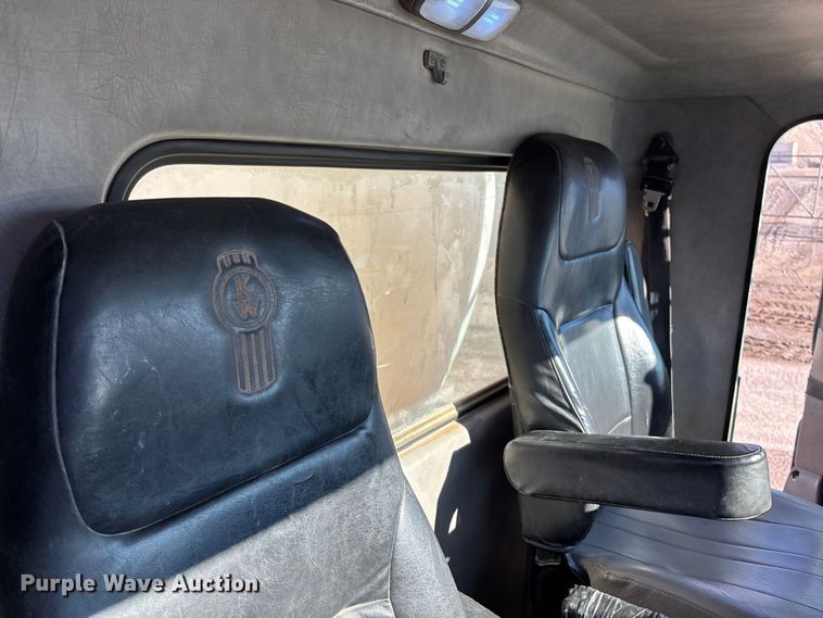 image for item DK0198 2009 Kenworth T370 water truck