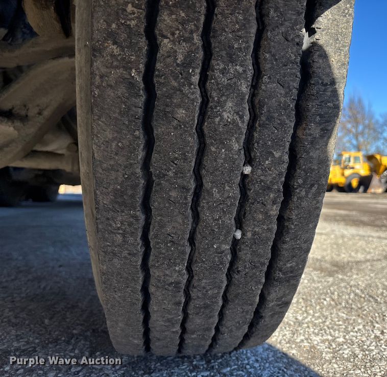 image for item DK0198 2009 Kenworth T370 water truck