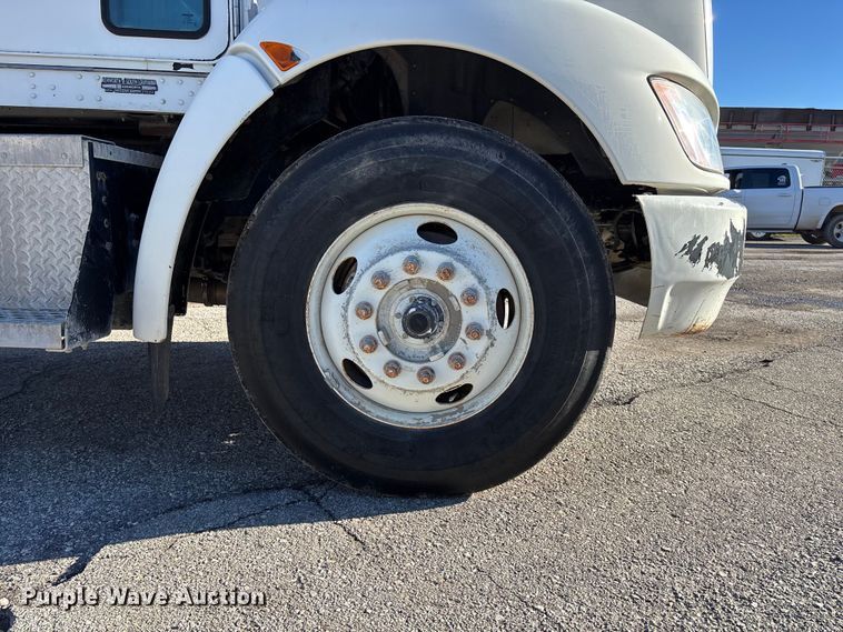 image for item DK0198 2009 Kenworth T370 water truck