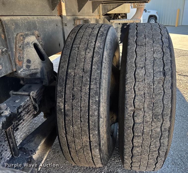 image for item DK0198 2009 Kenworth T370 water truck