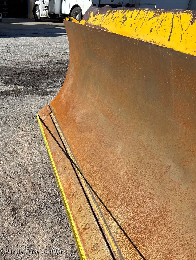 image for item DK0200 2018 Komatsu D61PXI–24 dozer