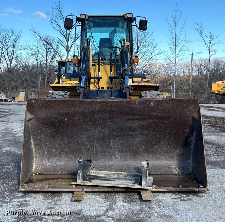 CARGADOR FRONTAL 2004 CATERPILLAR IT38G