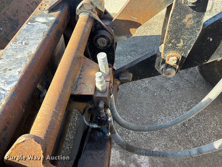 image for item DK0201 2004 Caterpillar IT38G wheel loader