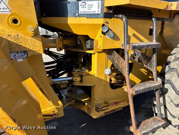 image for item DK0201 2004 Caterpillar IT38G wheel loader