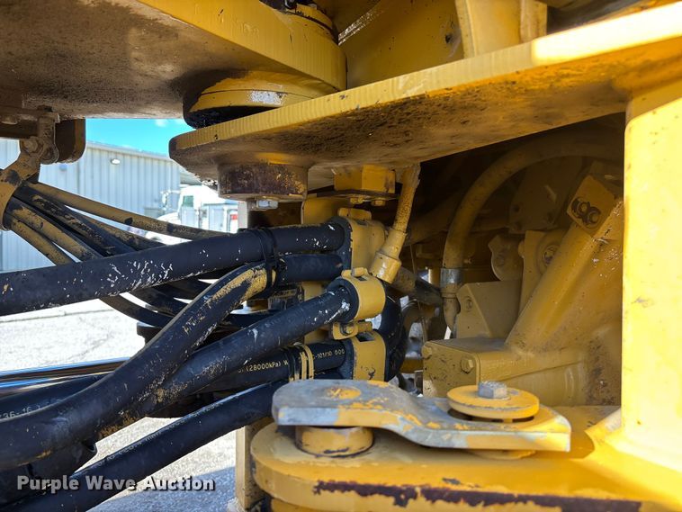 image for item DK0201 2004 Caterpillar IT38G wheel loader