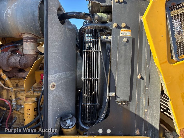 image for item DK0201 2004 Caterpillar IT38G wheel loader