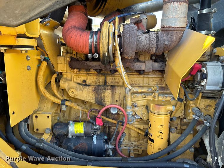 image for item DK0201 2004 Caterpillar IT38G wheel loader