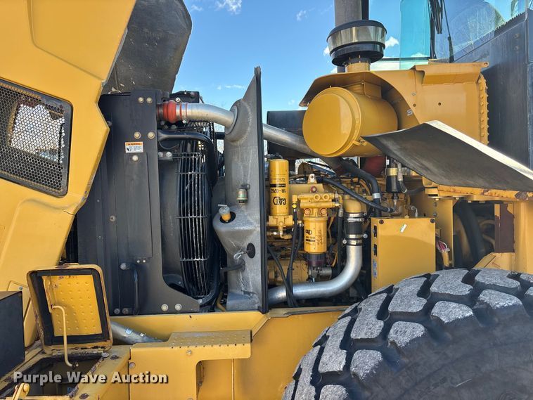 image for item DK0201 2004 Caterpillar IT38G wheel loader