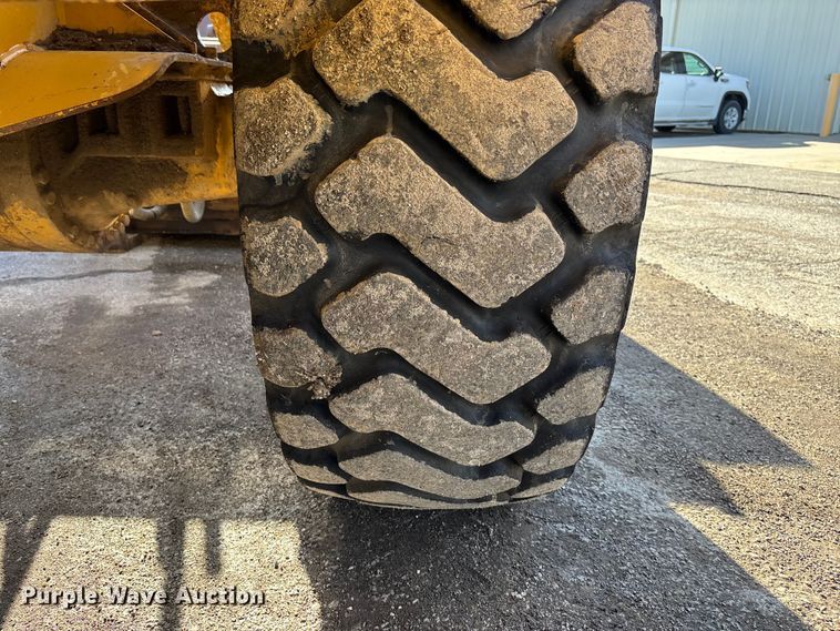 image for item DK0201 2004 Caterpillar IT38G wheel loader