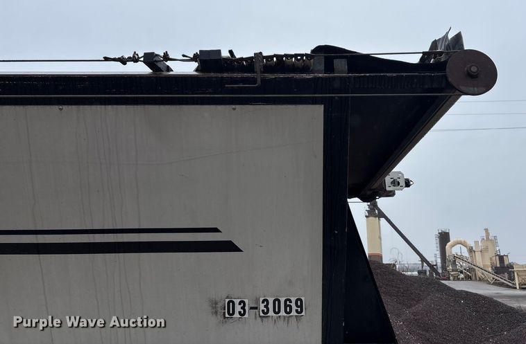 image for item DK0212 2006 Trail King Olb 236 live bottom trailer