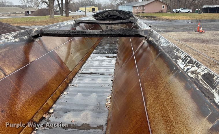 image for item DK0212 2006 Trail King Olb 236 live bottom trailer