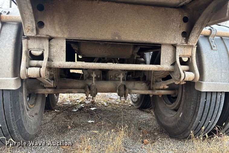 image for item DK0212 2006 Trail King Olb 236 live bottom trailer