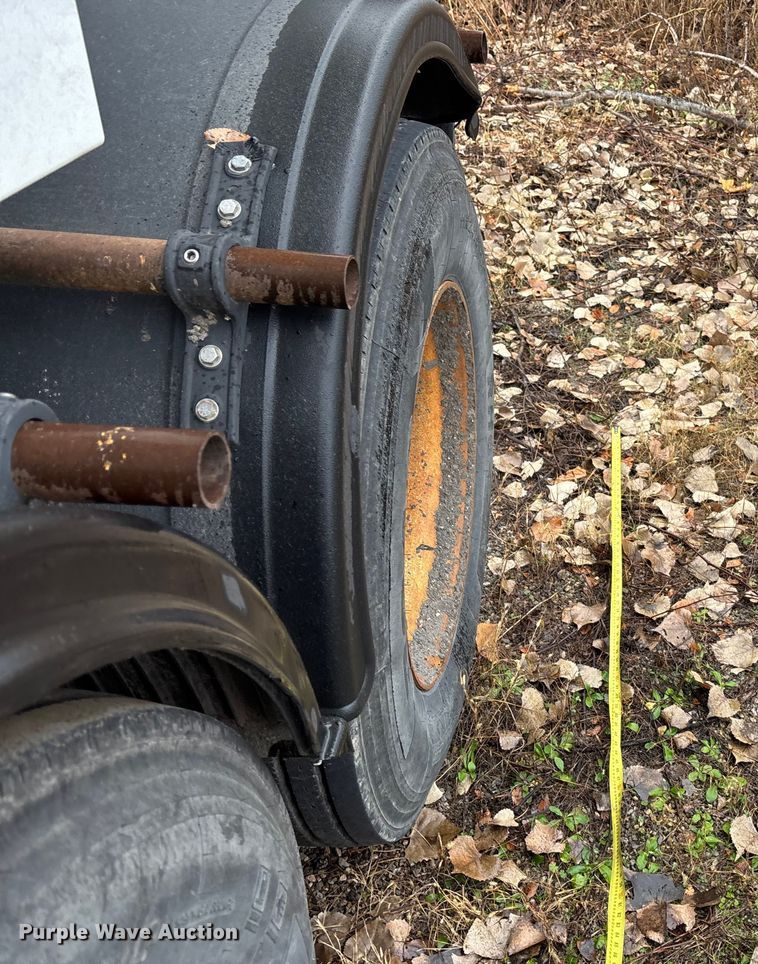 image for item DK0212 2006 Trail King Olb 236 live bottom trailer