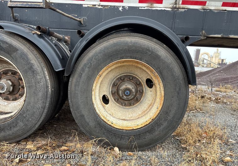 image for item DK0212 2006 Trail King Olb 236 live bottom trailer