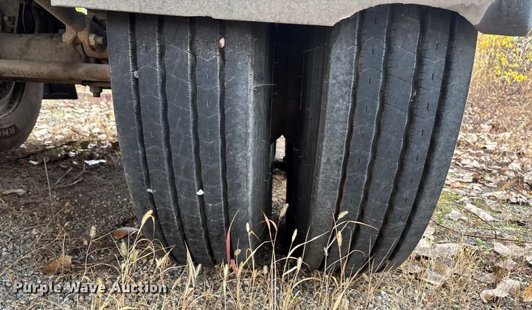 image for item DK0212 2006 Trail King Olb 236 live bottom trailer