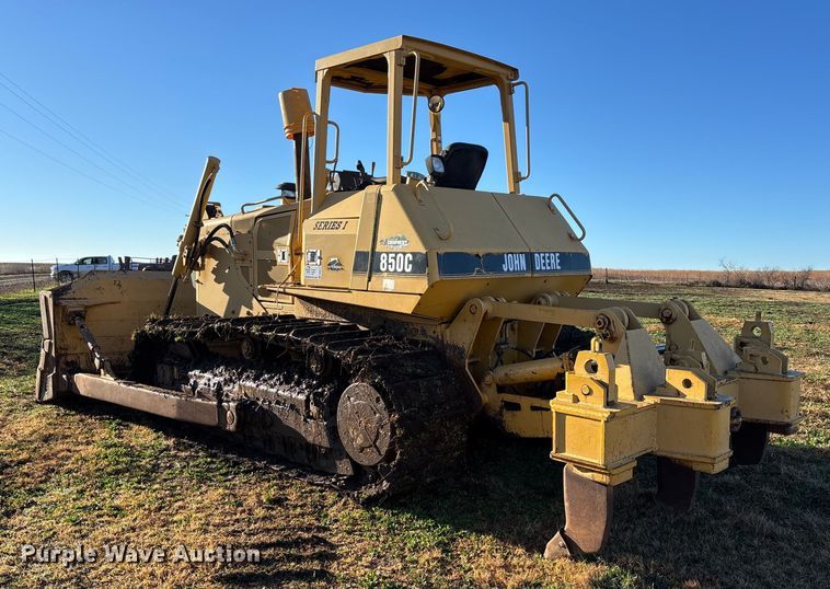 image for item DK0213 1996 John Deere 850 C dozer