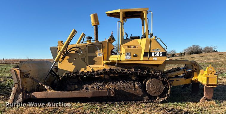image for item DK0213 1996 John Deere 850 C dozer