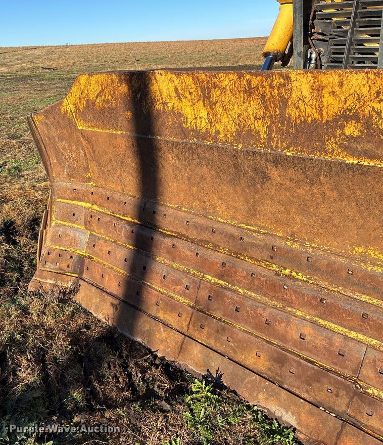 image for item DK0213 1996 John Deere 850 C dozer