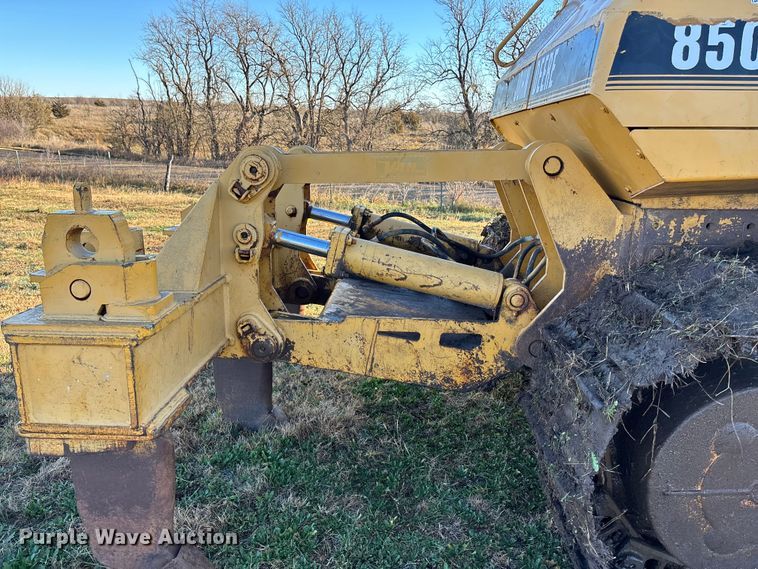 image for item DK0213 1996 John Deere 850 C dozer