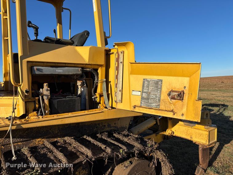 image for item DK0213 1996 John Deere 850 C dozer