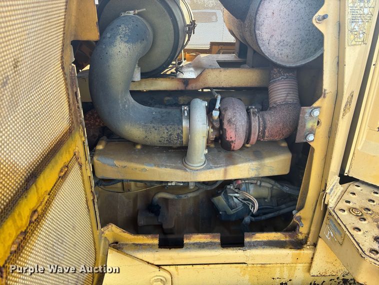 image for item DK0213 1996 John Deere 850 C dozer