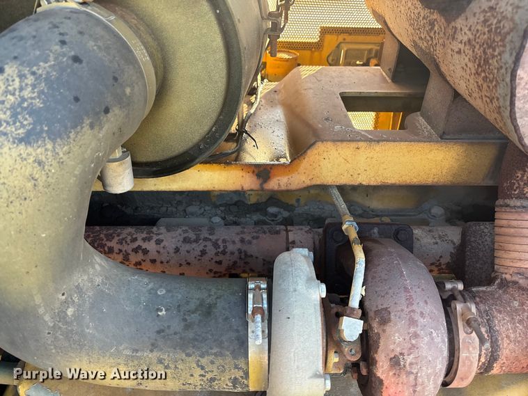 image for item DK0213 1996 John Deere 850 C dozer