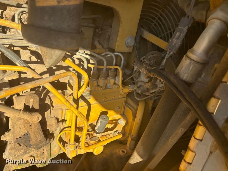 image for item DK0213 1996 John Deere 850 C dozer